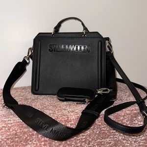 Steve Madden Viral Bevelyn Purse - Black